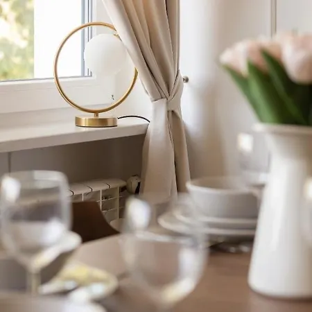 Appartement In The Centre Of By Renters Varsovie